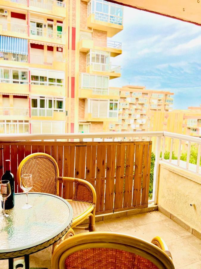 Studio Touristique Iris Appartamento Benalmádena Esterno foto