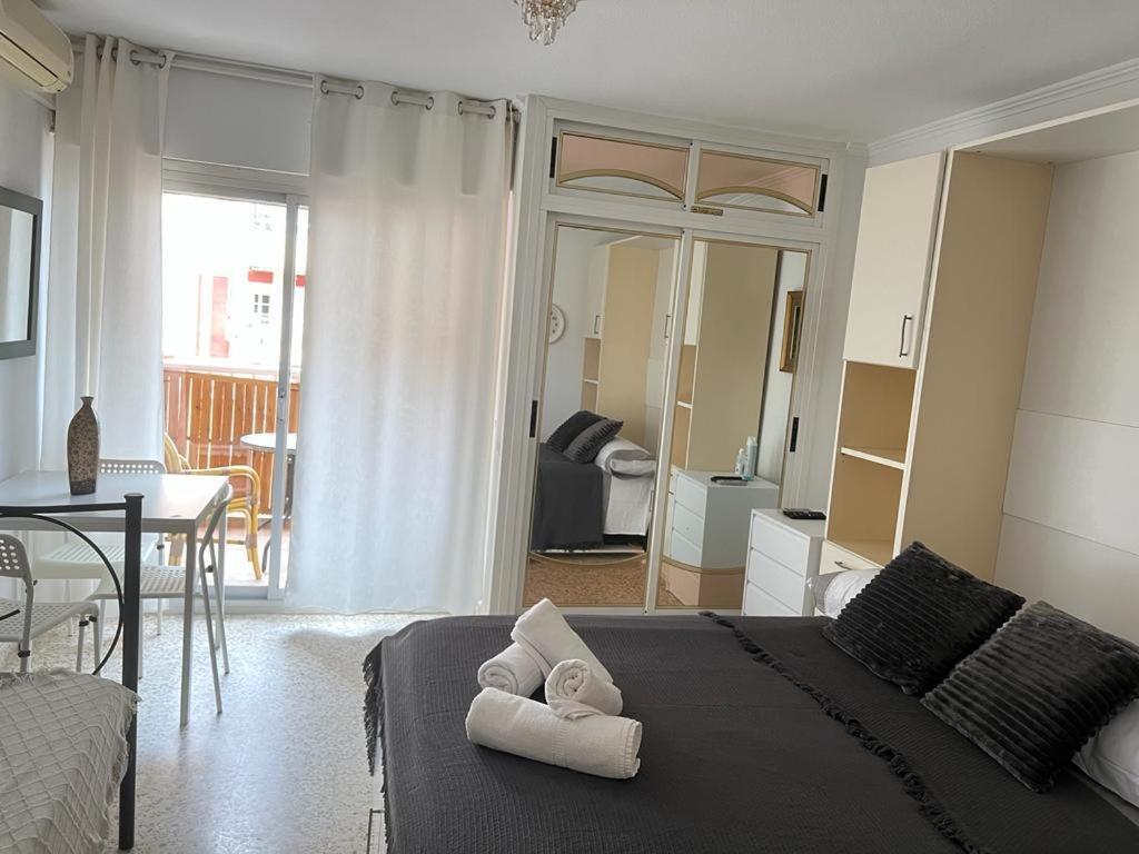 Studio Touristique Iris Appartamento Benalmádena Esterno foto